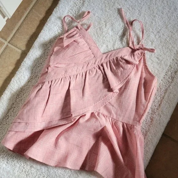 PINK LILY peplum top - Picture 1 of 3